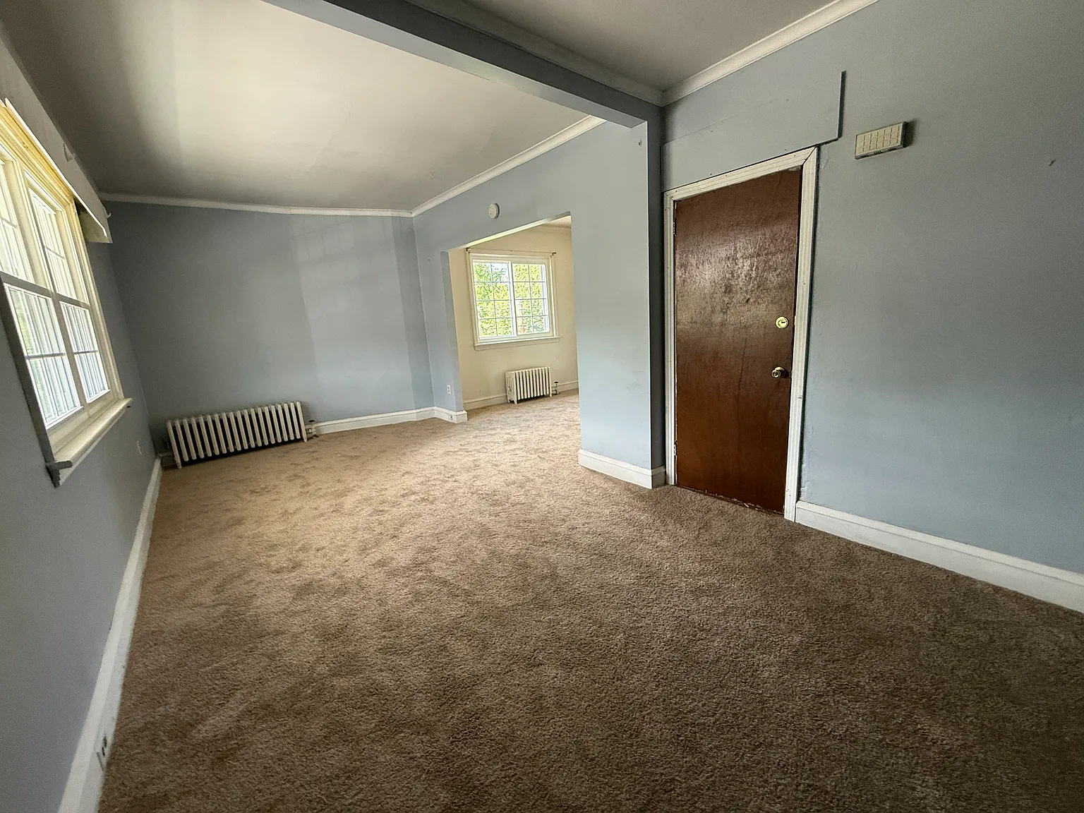 4 bed, 900 sqft, $1,295 — Photo 2