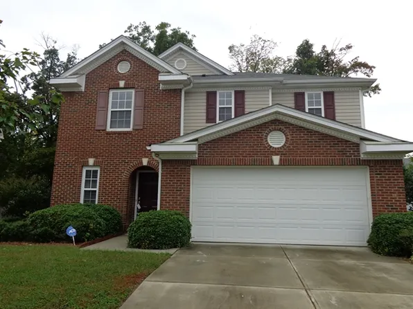 13613 Coram Pl, Charlotte, NC 28213