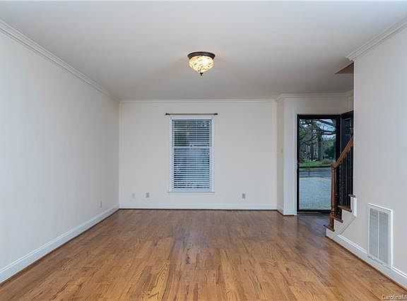 3rd image of 705 Milton Ave
