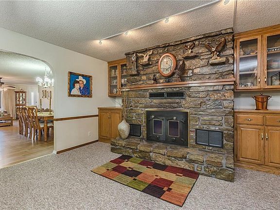 3rd image of 1 Knighton Dr
