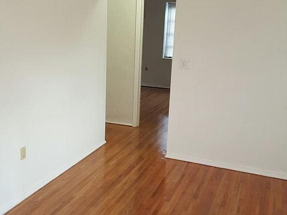 5th image of 549 Miller Dr