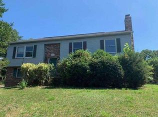 2010 Stateroom Dr, Stafford, VA 22554