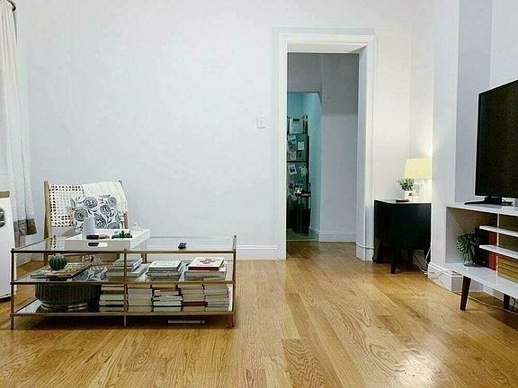 4th image of 250 Pacific St #19A