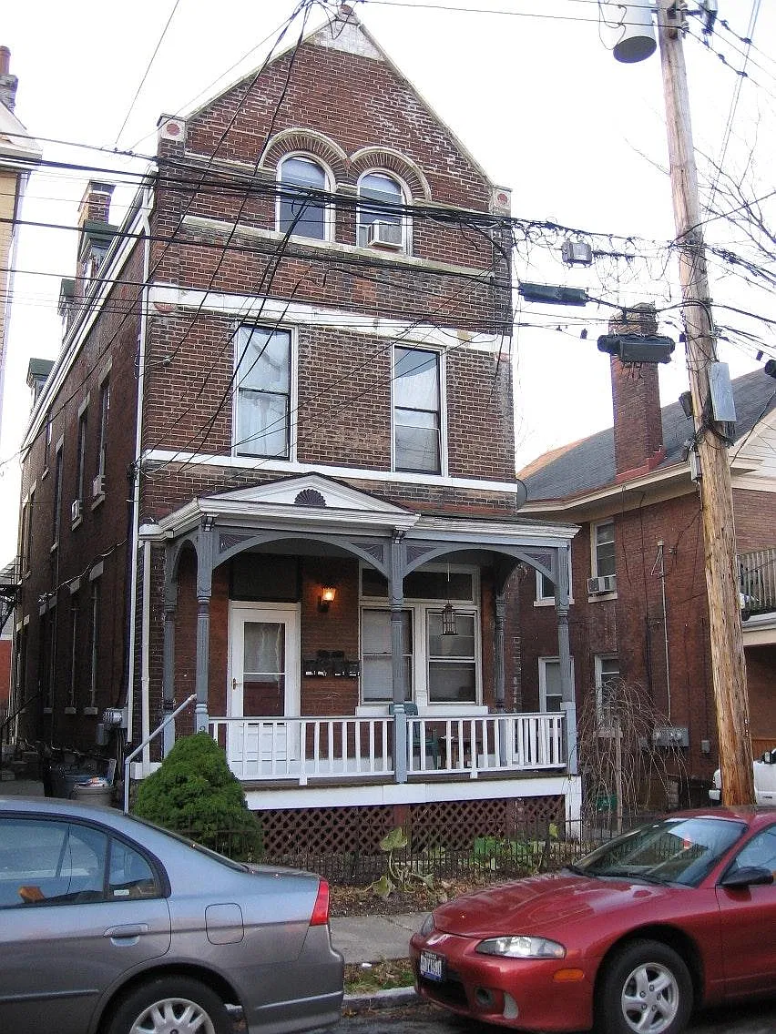 215 Bosley Street — Photo 1