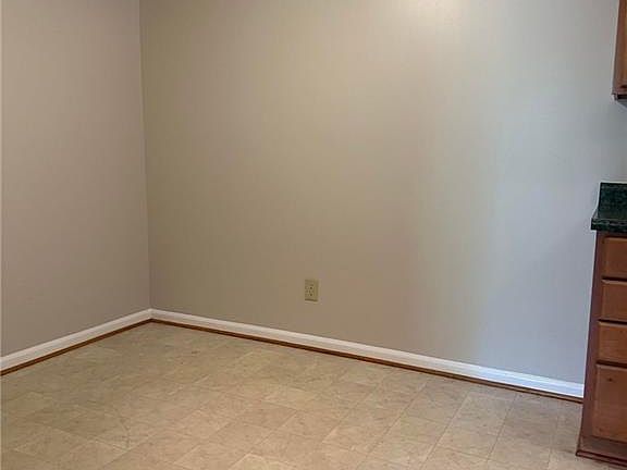 4th image of 4700 Lawndale Dr Unit H