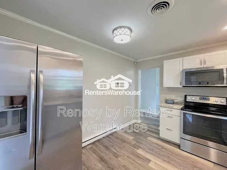 2912 Doris Ave — Photo 8
