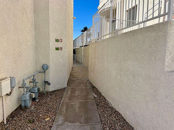 2nd image of 420 Acoma Blvd S Unit 12