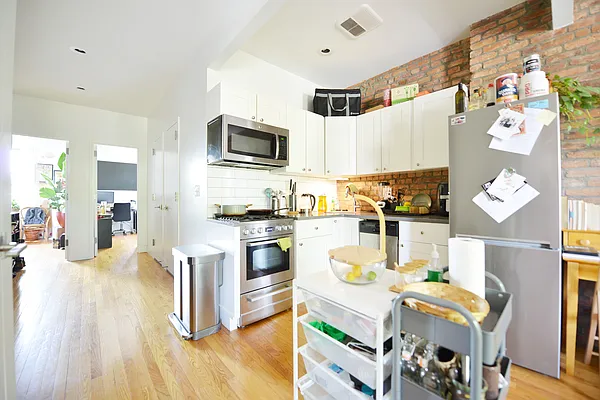 Rented by Corcoran | media 24