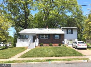 523 Pasadena Dr, Magnolia, NJ 08049