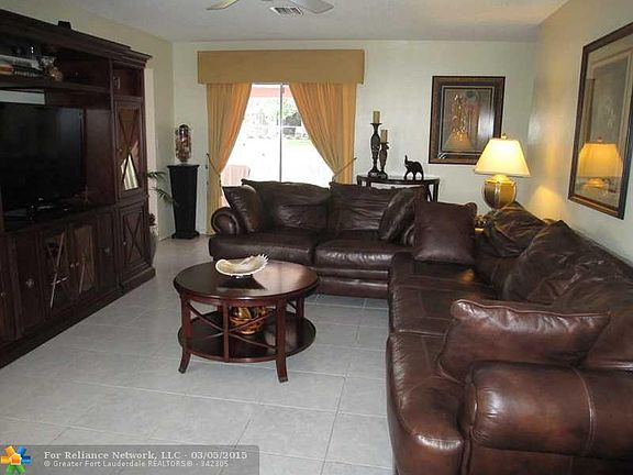 4th image of 2433 NW 98th Ter