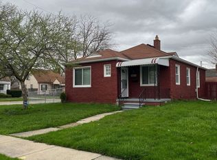 14605 Lincoln Ave, Eastpointe, MI 48021