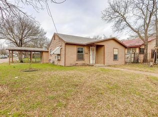 401 N Brazos Ave, Cleburne, TX 76031