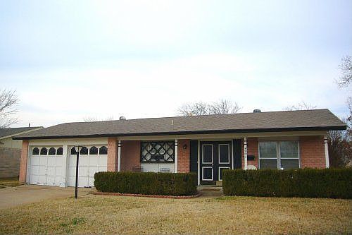 1st image of 4021 Clemson Dr