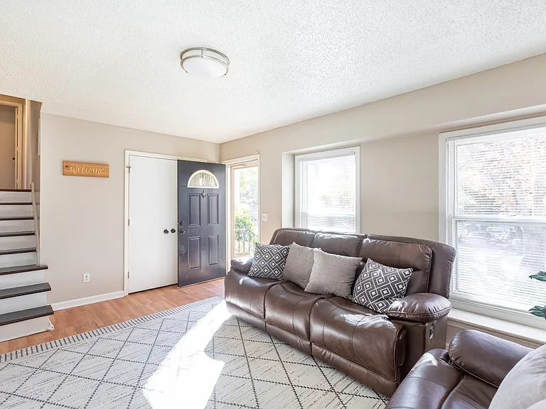 6012 Old Coach Rd — Photo 10