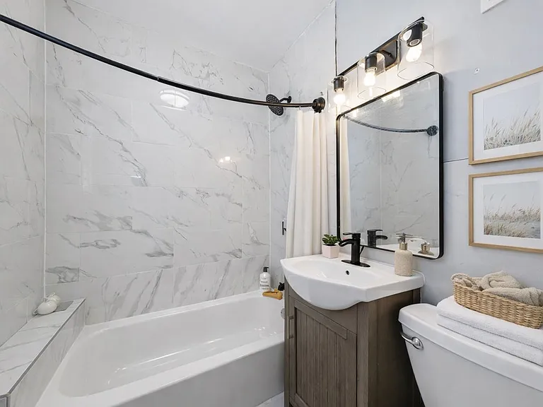 569 Chestnut St #1 — Photo 6