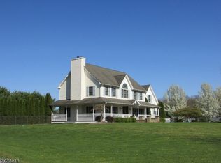 8 Roberts Way, Wantage, NJ 07461