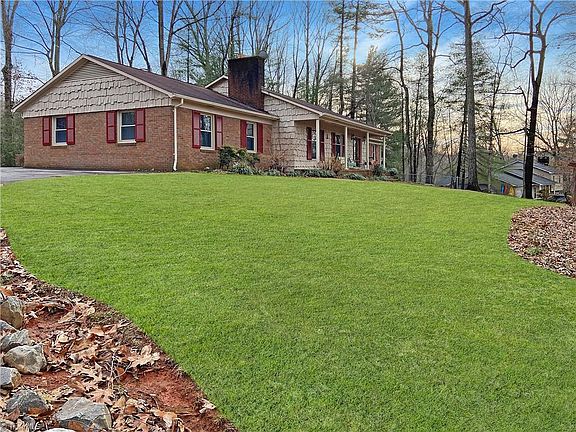 5th image of 186 Andover Dr