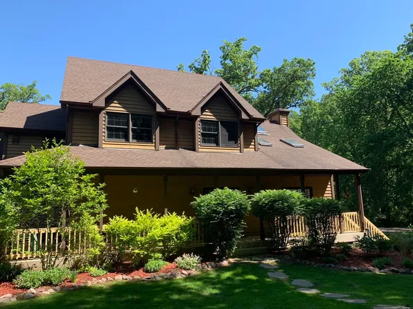 700 Walnut St, Willow Springs, IL 60480