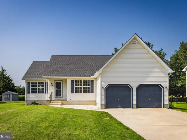 939 Tamara Dr, Smyrna, DE 19977