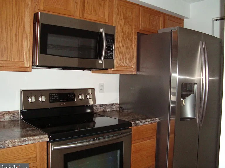 18704 Caledonia Ct #B — Photo 14