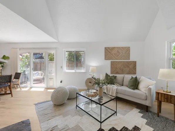 8040 Sunflower Drive, Cotati, CA 94931