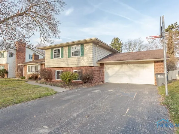 1913 Oaklawn Dr, Toledo, OH 43614