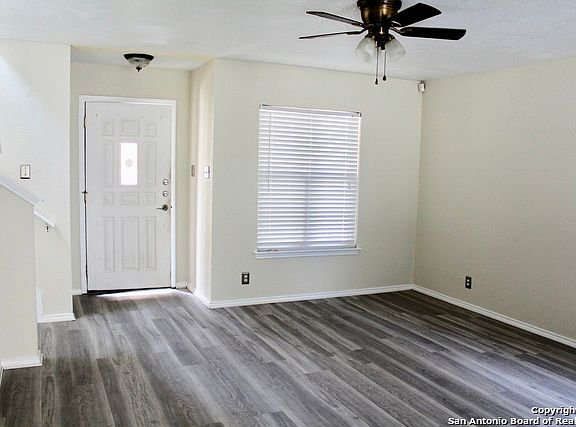 3rd image of 2110 Bedford Stage