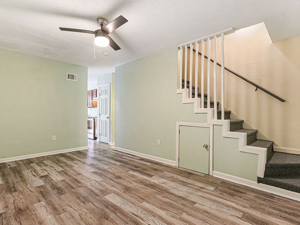 1st image of 1113 Orange Blossom Ln APT 6