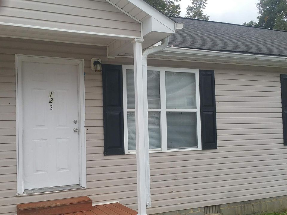 1st image of 122 Long Ave