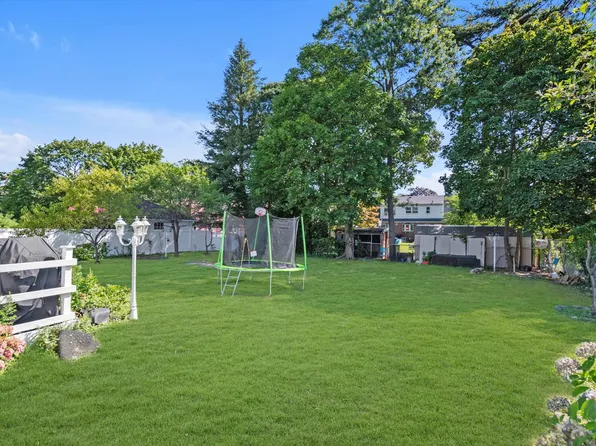 11-34 Bay 27th Street image 17 of 19