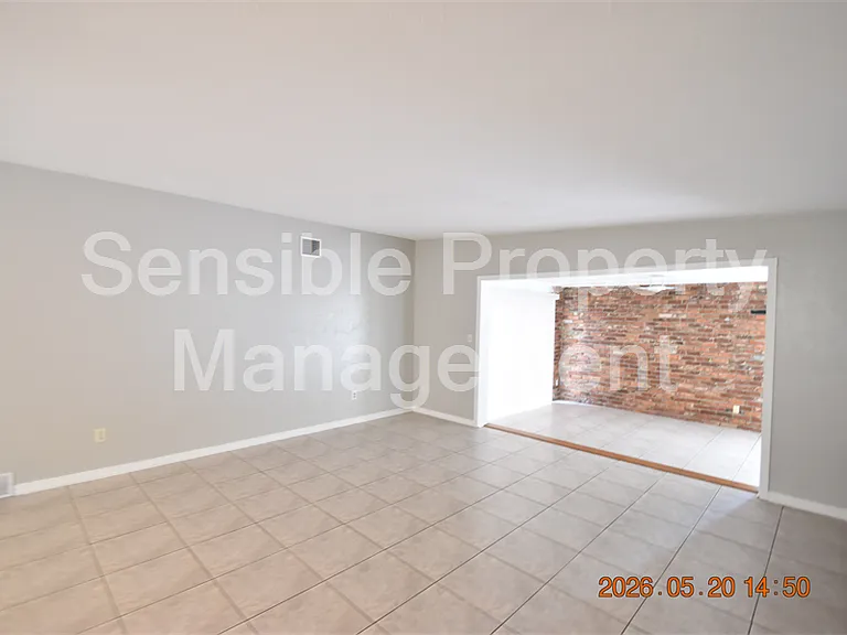 8720 Flame Vine Ave — Photo 7