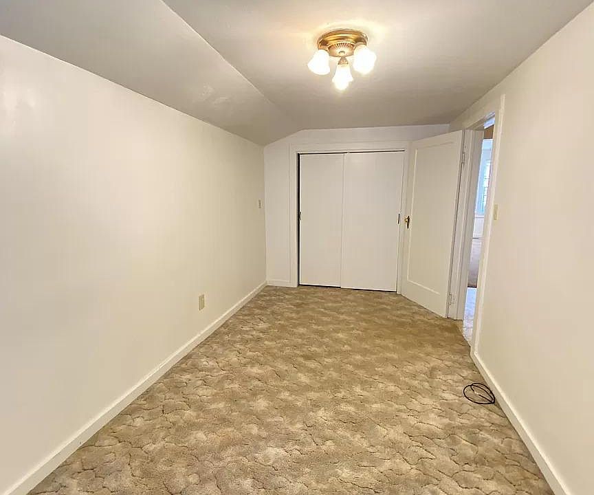 1st image of 355 N Oak St #B