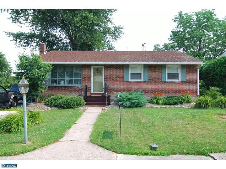 312 Miriam Ave photo 1