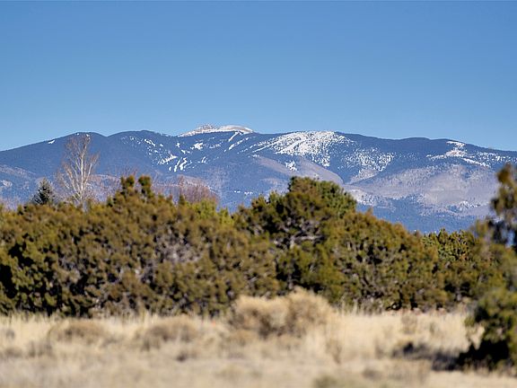 3rd image of 18 W Golden Eagle Rd