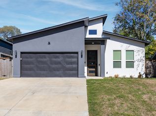 1435 Strickland St, Dallas, TX 75216