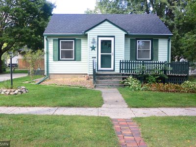 1421 14th St E, Glencoe, MN, 55336