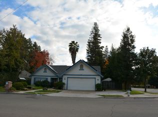 1389 W Paul Ave, Fresno, CA