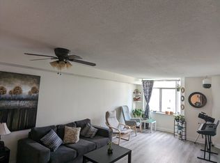 300 Webb Dr #1004, Mississauga, ON L5B3W3