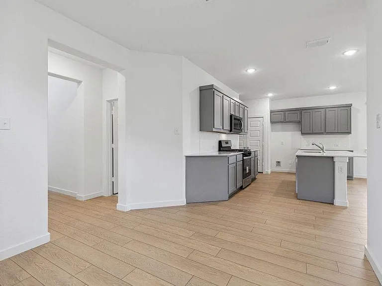 888 Sunflower Rd — Photo 7