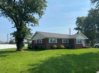 3 Sunset Ct, La Center, KY 42056