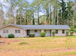 75 Fairlawn Dr, Carrollton, GA 30117