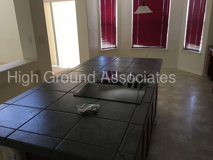 2nd image of 7252 Assisi Hills Rd NE