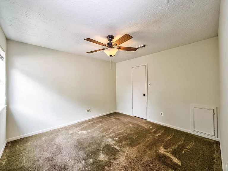 8022 La Brea Dr — Photo 32