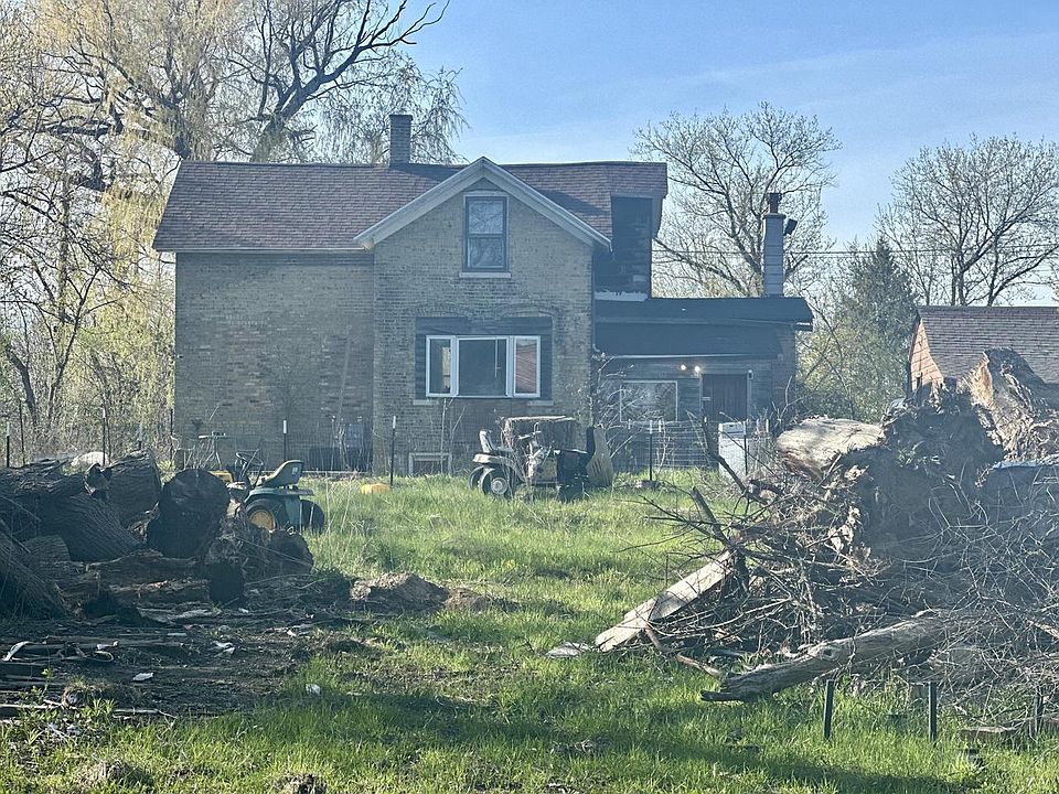 1st image of 5653 Douglas AVENUE