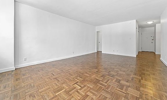4th image of 65 W 55th St APT 7K