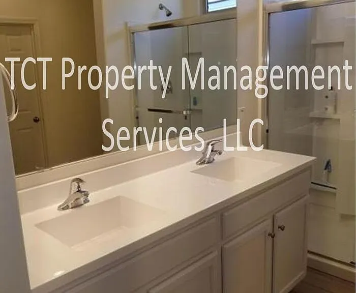 4229 W Coles Rd — Photo 3
