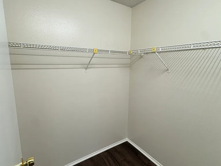 2155 Bancroft Pl — Photo 10