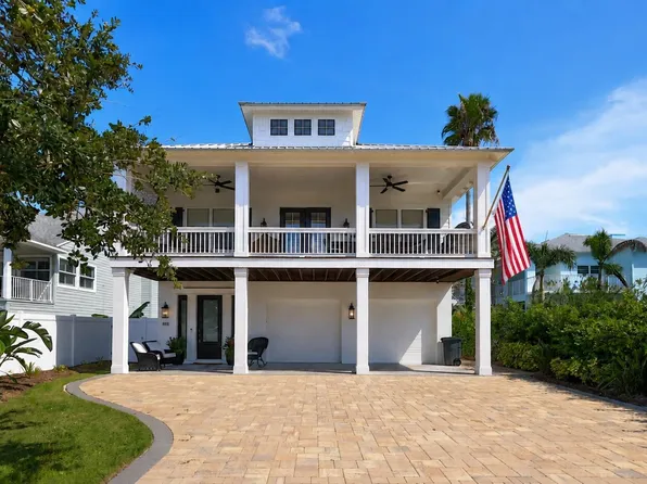 818 Ocean Ave, New Smyrna Beach, FL 32169