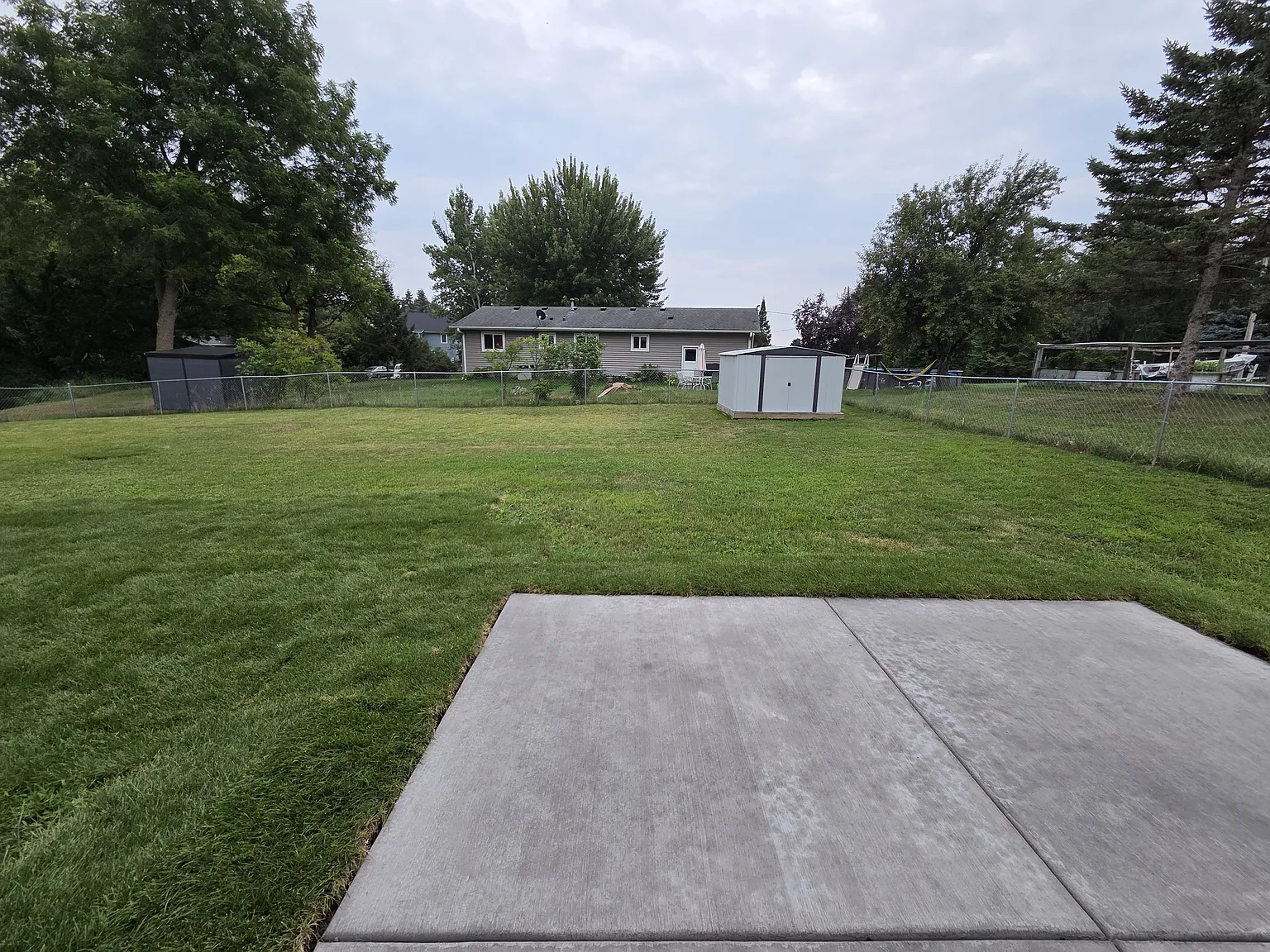 5 bed, 1908 sqft, $2,600 — Photo 3