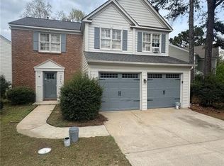 2595 Binghampton Ln, Lawrenceville, GA 30044